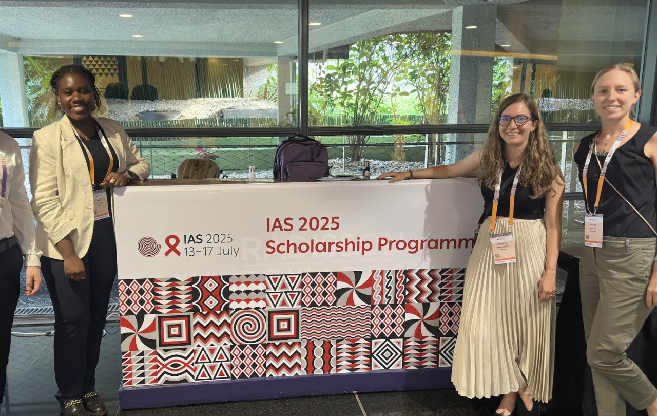 International AIDS Society scholarship recipients receiving payments through Decaf across 40 countries